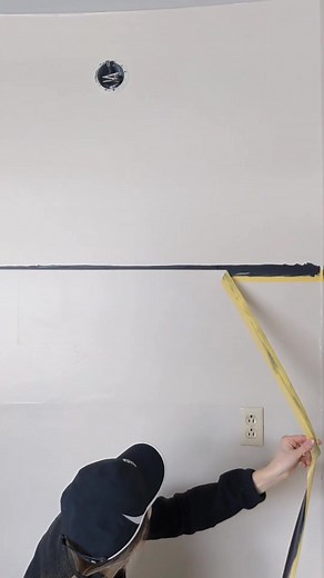 Achieving Crisp Paint Lines: 4 Proven Methods Tested by DIY Expert