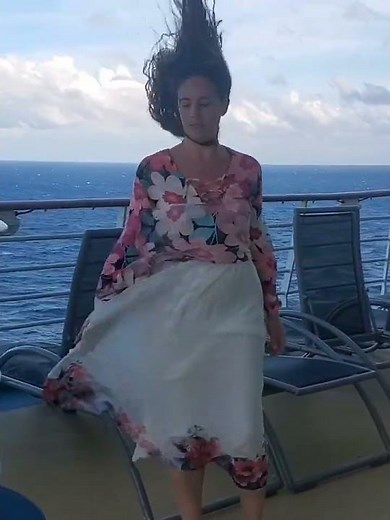 #wendyloveswind #windyhair #ocean #windycruise #windblown #windyweather #windyskirt