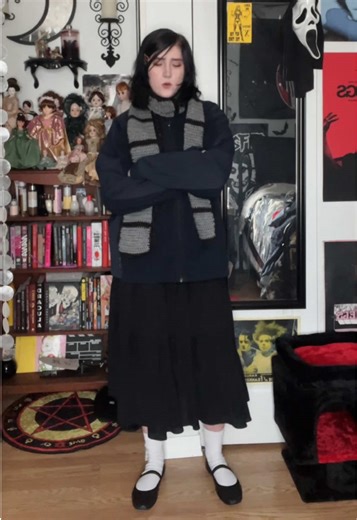 todays outfits structure is brought to you by some illi mcmillin art i saw on tumblr from user evenbiggerhorse :) i never usually wear big skirt big jacket combo lol #fypシ#alternative#paramore#emo#illimcmillin