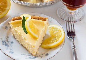 Easy Luscious Lemon Cheesecake   VIDEO