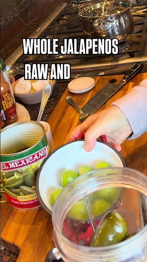 Easy Salsa Verde: Jalapeños en Escabeche + Tomatillos Crudos | Quick y Bold