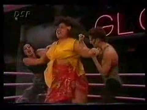 Attache/Palestina v Mt Fiji (GLOW)