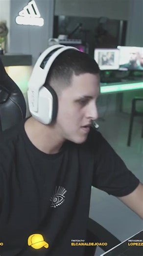 Me está viendo messi #joacolopez #elcanaldejoaco #oxeyarmy #humor #parati