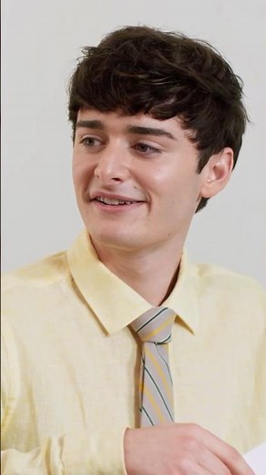 Noah Schnapp Wishes He "Kissed a Girl"