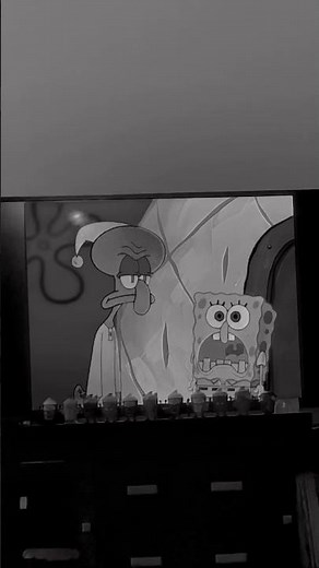 SpongeBob SquarePants SpongeBob screaming like a banshee scaring Squidward ￼