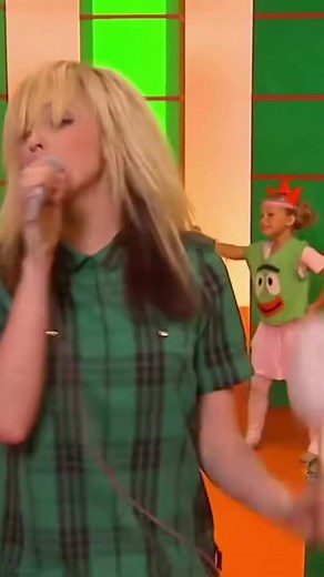 HAPPY BIRTHDAY by @The ting tings ! #thetingtings #yogabbagabba #nostalgia #happybirthday