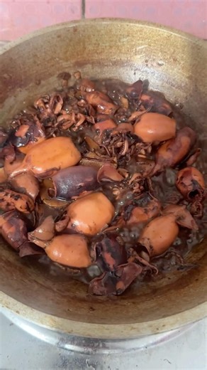 Adobong Pusit