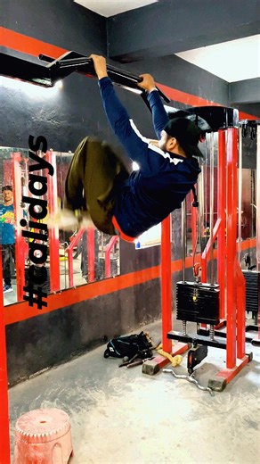 Cali days: Front lever tuck raises💥💥 . . The tuck front lever raise is a powerhouse movement in calisthenics. It bridges the gap between basic pulling exercises (like pull-ups) and elite-level static holds. By tucking your knees, you shorten the lever, making the lift manageable while still torching your back and core. | Habib Jameel