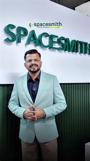 📍 In Dubai, You Don’t Buy a Flat- You Buy the Location’s Future. Smart investors always look beyond the apartment and focus on 👇 ✔️ Upcoming infrastructure & master plans ✔️ Metro & road connectivity ✔️ Proximity to business hubs ✔️ Rental demand & tenant strength ✔️ Entry price vs future appreciation The right location today can mean 📈 Higher ROI 💰 Strong capital growth 🔁 Easy resale tomorrow At Spacesmith Real Estate, we help you invest in Dubai’s high-growth locations before prices peak.