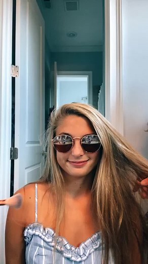 Emily Skinner's Dance Performance Goes All Out!