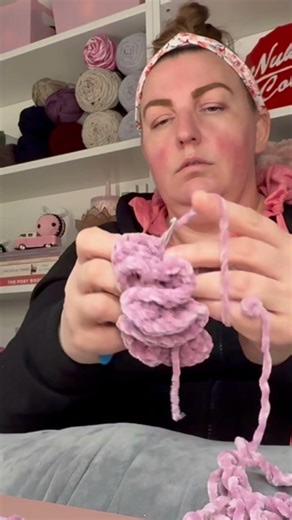 Scrunchie test # 4 with Dollar Tree Chenille yarn! #crochet #dollartree