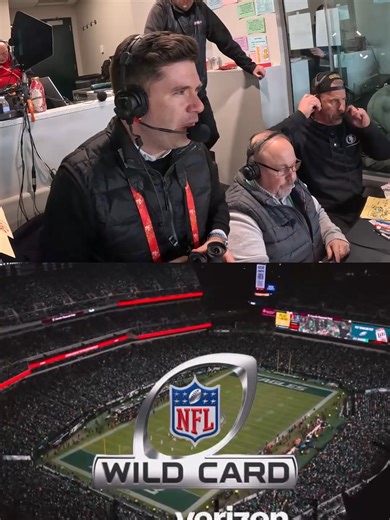 🚨 BOOTH VIEW ALERT 🚨 From the visitor’s radio booth, watch Guy Haberman and Tim Ryan go off after that insane trick play at the Linc.