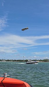 24K views · 124 reactions | Surprised how fast the Goodyear blimp moves in a 20kt+ headwind, passing Haulover sanbar. | Fast Response Marine Towing & Salvage | Facebook