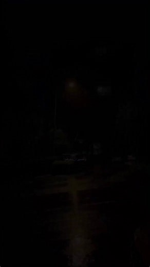 𝐑𓋜 on Instagram‎: "فَعَسَىٰ رَبِّي أَن يُؤْتِيَنِ خَيْرًا) في عام 2015 أطلت علينا السينما بتحفة فانتازية راقية جدا من بطولة مدللة هوليوود بلييك ليفلي في دور أدلاين بومان ، حيث يتناول فيلم "عمر أدلاين" قصة إمرأة تتعرض لصعقة من البرق بعمر 29 سنة ، الشيء الذي يجعل عمرها يتوقف ، أي أنها لا تكبر أبدا . الفيلم يستكشف فكرة الخلود مقابل الإنسانية ، بعد الحادث الغامض أصبحت أدلاين ترى كل من حولها يكبرون ويتغيرون و يموتون حتى ، في حين أن أدلاين تبقى ثابتة لا تتغير كأن أحكام الزمن لا تجري عليها الفيلم يدر