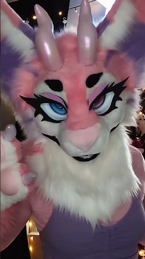 How my fursuit head turned out! Finishing up her bodysuit now, then back to cosplay! #fursuit #furry