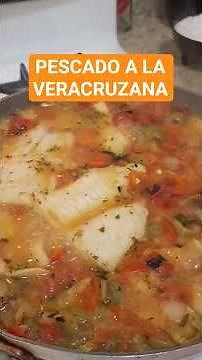 PESCADO A LA VERACRUZANA. #pescado #pescadoalaveracruzana #recetasrapidas #comidamexicana #receta
