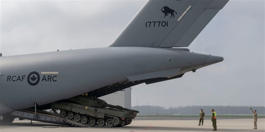 Canada shows delivery of Leopard 2 tanks to Ukraine — photo