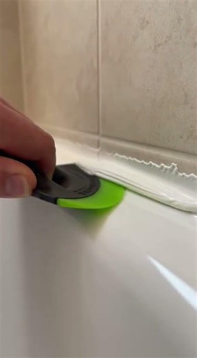 Perfect Silicone Caulking Process | Easy Steps for Flawless Sealing #DIY #HomeRepair #Silicone