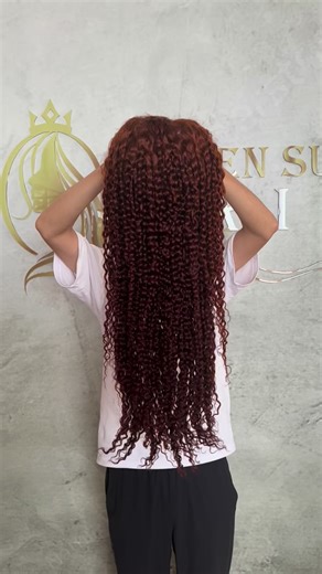 Raw Bundles. Raw Wig.Wholesale Market on Instagram: "Who’s love 😍😍😍,contact me get same wig 🙋🏾‍♀️🙋🏾‍♀️🙋🏾‍♀️ ✅have own factory, follow your request,ship out goods immediately 💎 🔥100% unprocessed,no short hair from top to end 🔥 cuticles aligend and intact 🔥best quality & best customer service🤝🏾 🔥10-50 inch hair ready to ship✈️ 🔥High discount on prices without intermediaries🥳🥳 ☎️:86 15621028602 #hairvendorswholesales #hairvendorlist #rawhair#rawindianhair#rawindianhairwholesalera