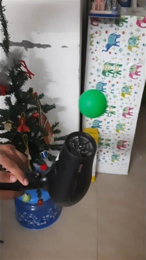 bernoulli's principle|bernoulli's theorem|bernoulli's experiment #shorts #youtubeshorts #bernoulli