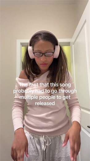 And no one thought to say anything? #rubirose #kevingates #fyp 🫧 | Rubi Rose