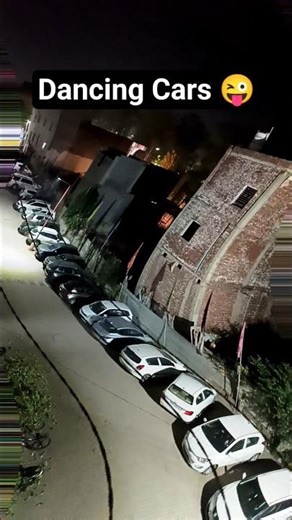 Ek Aur Bana Di 😜 Dancing Cars 😜 #funny #fun #shorts #youtube #viral #trending #craze #wave #filter