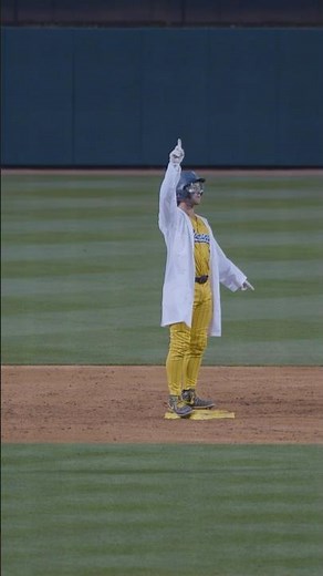 Bill Nye the Science Guy Plays for the Savannah Bananas?! | Part 2 #billnye #sciencerules #dance