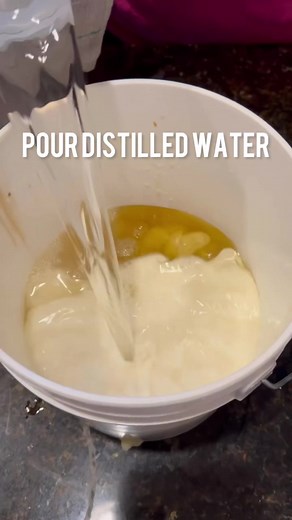 Making Lotion Base from Scratch: A Step-by-Step Guide