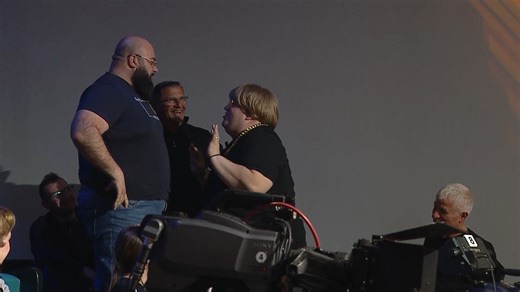 9.7K views · 443 reactions | Quando arriva Nuccio il pubblico del...