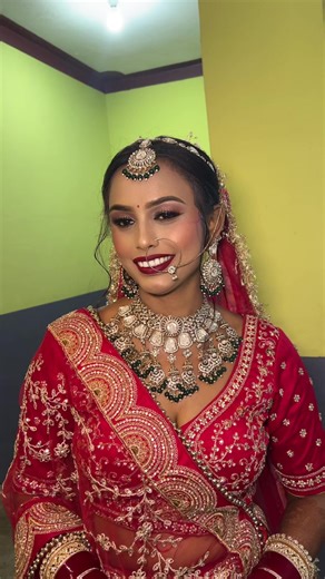 Joyful Moments of a Happy Bride