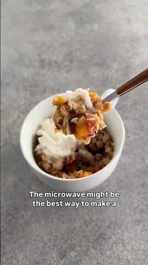 Microwave Peach Crisp