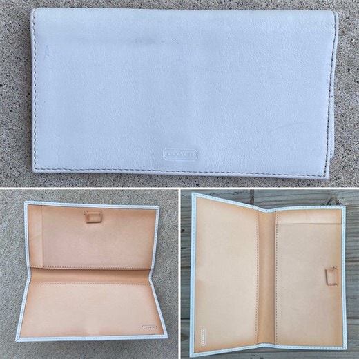 Classic vintage Coach checkbook-style wallet 🤍 Clean, simple design with that well-loved leather patina that only comes with time. A timeless everyday piece if you’re a Coach fan. May or may not still be available on @ebay https://ebay.us/m/oumeLS #vintagecoach #coachwallet #vintageaccessories #leatherwallet