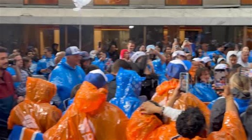 Adam Levine And Maroon 5 Perform Live At 'Today' Show Citi Concert Series 1/3