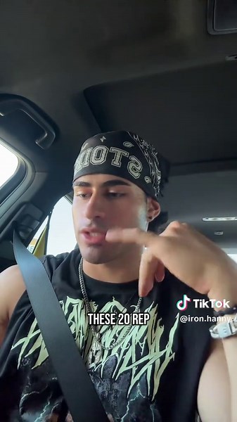 Effective Hypertrophy Training: Weight and Recovery Tips