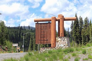 Big Truck-Stop Lobby a Huge Roadblock for Rural Electric-Vehicle Chargers