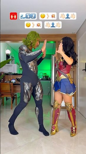 Vem fazer o tutorial com esses heróis 🦸‍♂️ ❤️✨ ‪@ApolloSant‬ #wonderwoman #shorts #viral #trend