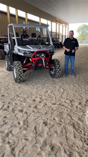 John’s walking you through the 2025 Can-Am Defender X mr HD10 — and it just got a massive discount! Save $4,500 and take it home for only $19,499. Built bold in Hyper Silver & Legion Red — ready to get muddy and earn its keep! Call now! 765.762.2602 | Attica Motorsports Inc.