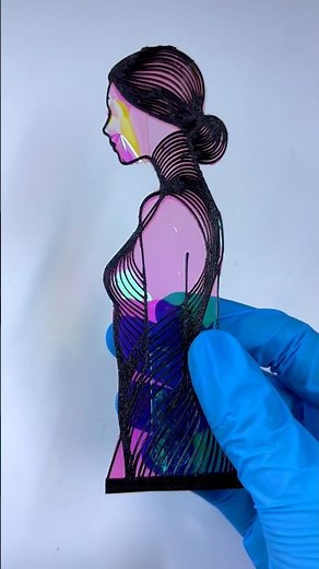 Holographic 3D Printed Silhouette Reveal #diy #satisfying #creator