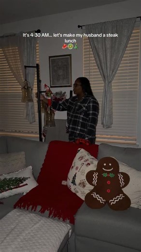 Kendriyana 🎄| cooking & lifestyle on Instagram: "Good morning, friends! Up bright and early making Wade steak for lunch today 🫶🏽 I hope yall have the best day! #packmyhusbandslunchwithme #packingmyhusbandslunch"