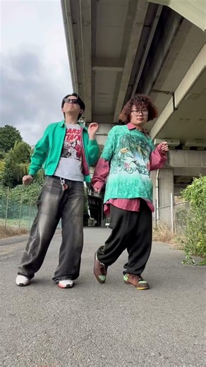 夏を楽しめなかったのは家から海まで2時間3分だから。俺ら悪くない#freespace #2時間3分