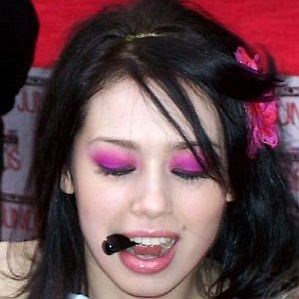 Skye Sweetnam Boyfriend 2026: Dating History & Exes - CelebsCouples