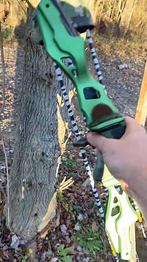 Btw the draw weight is 50lbs at 30in, 580gr arrow weight Snuffer broadheads as always. | Stewart Randhawa | Facebook