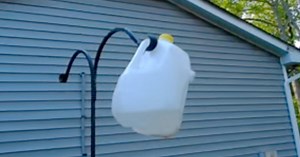 Tired of summertime flies? This homemade fly trap is free and works better than anything in stores