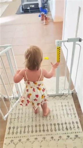 wait to the end to see her surprise her dad #daddydaughter #Shorts #diyjenna