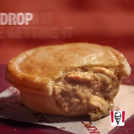 Not to be dramatic BUT THE ZINGER PIE IS COMING BACK!!! 🚨 🚨 🚨 | KFC