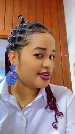 Vidéos de Soledad💋💋 (@soley038) avec Verite.com - Dj Peter Mix