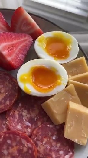 Adult lunchables Easy + filling + fun