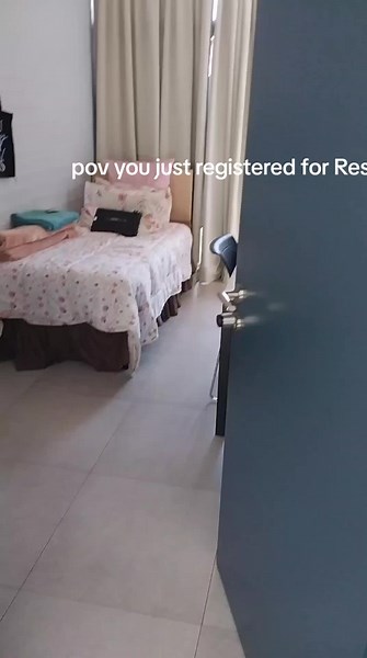 Life as a University Student: POV You Just Registered for Res