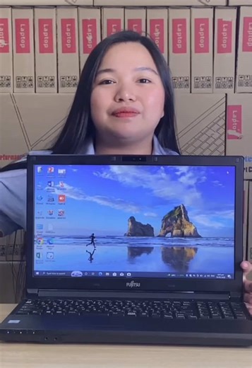 Fujitsu Lifebook A576: Affordable Core i5 Laptop Review