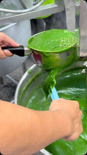 Massive Green Cendol making in Thailand 📍Narmthip Thai cendol, Thailand #yummy #foodie #foodlover #yum #food | SpeedFoods